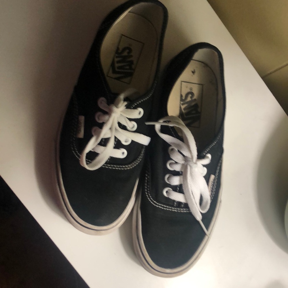 Vans black canvas